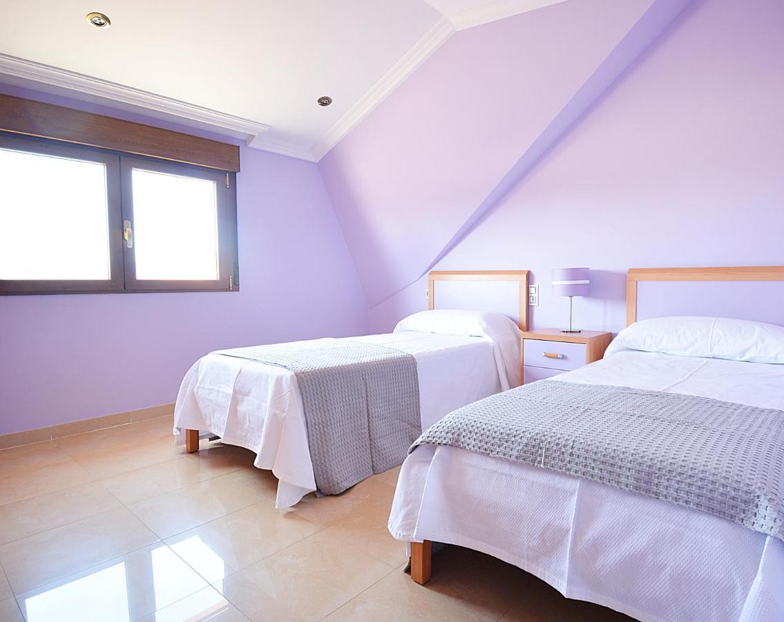 Galihost - Casa Con Precioso Jardin En Vilanova De Arousa Esterno foto